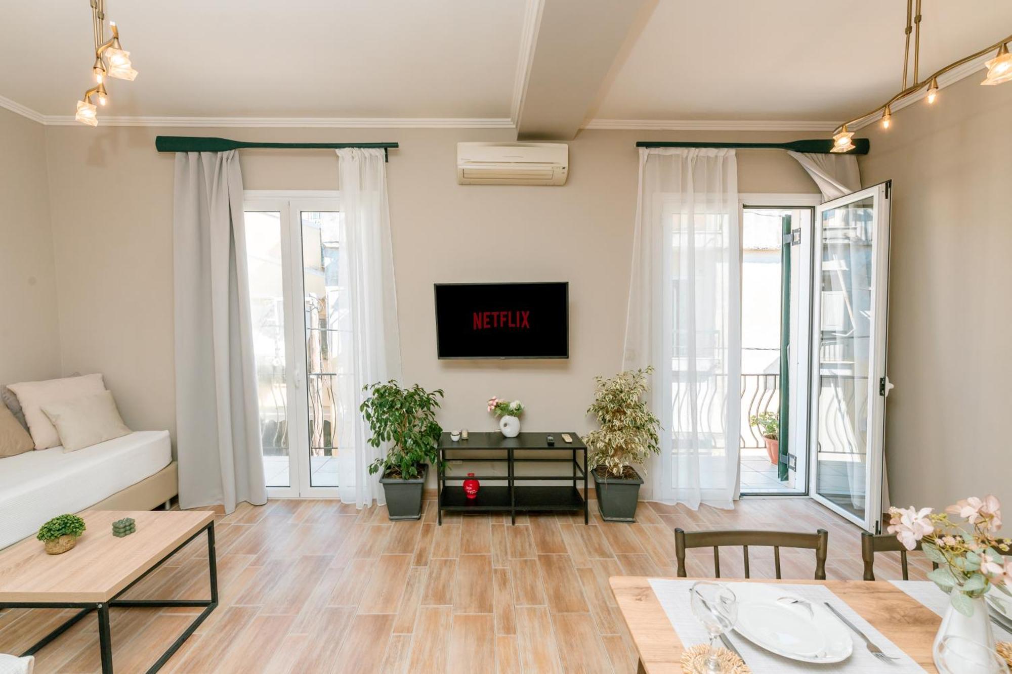 Corfu Town Getaway Apartment *