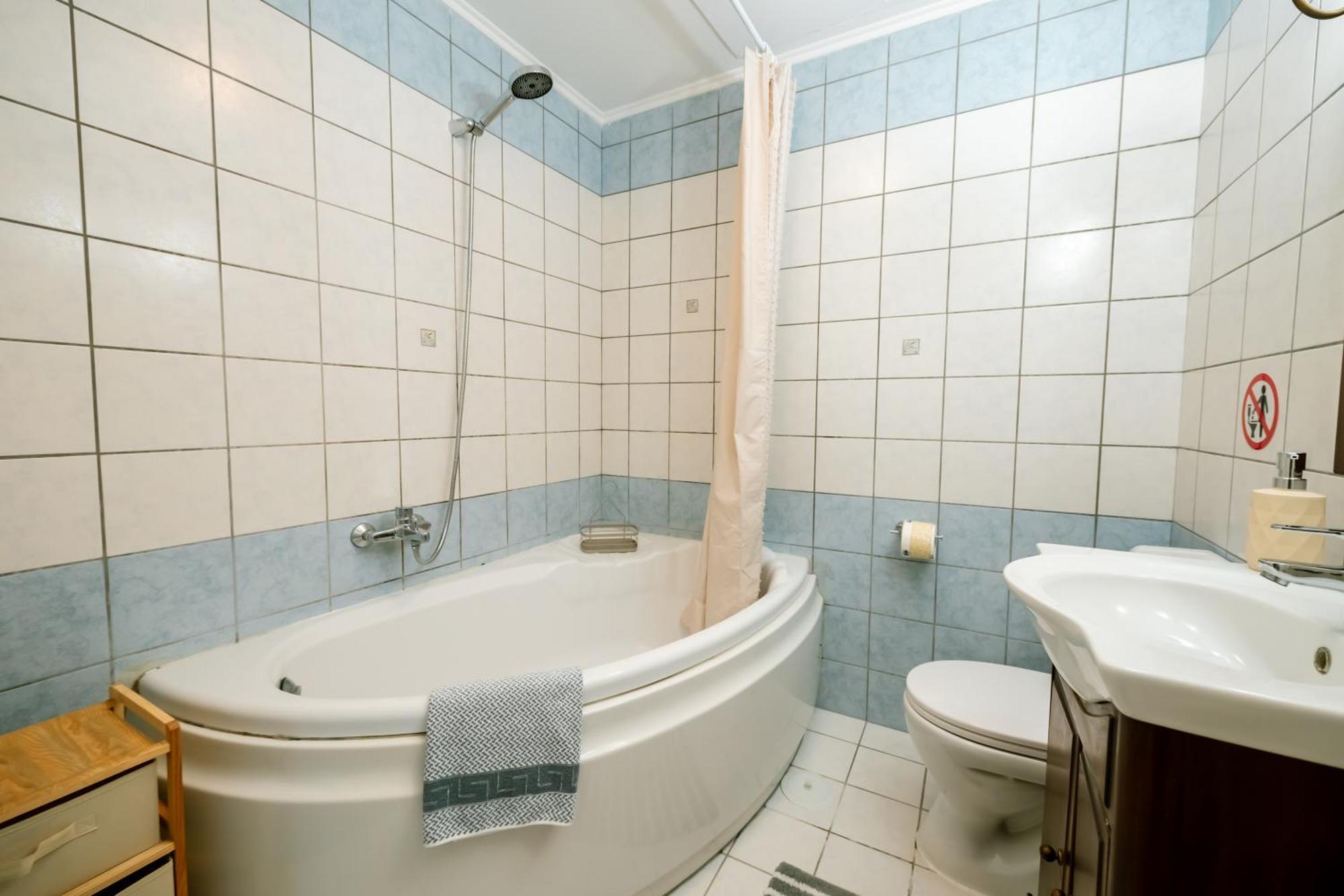 Apartment Corfu Town Getaway *